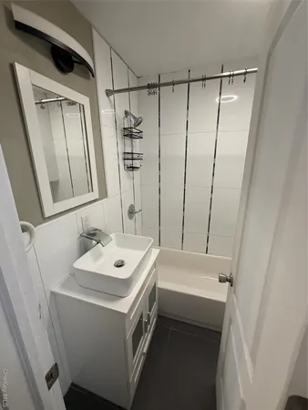 $3,811 | 28-88 Faber Terrace | Bayswater