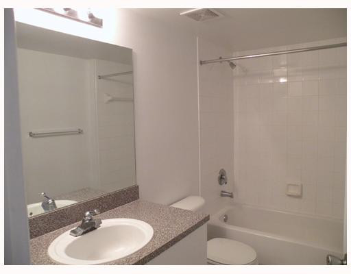 5031 Wiles Road, Unit 203 Coconut Creek, FL 33073 - Photo 6 of 8 Master Bath/Spa