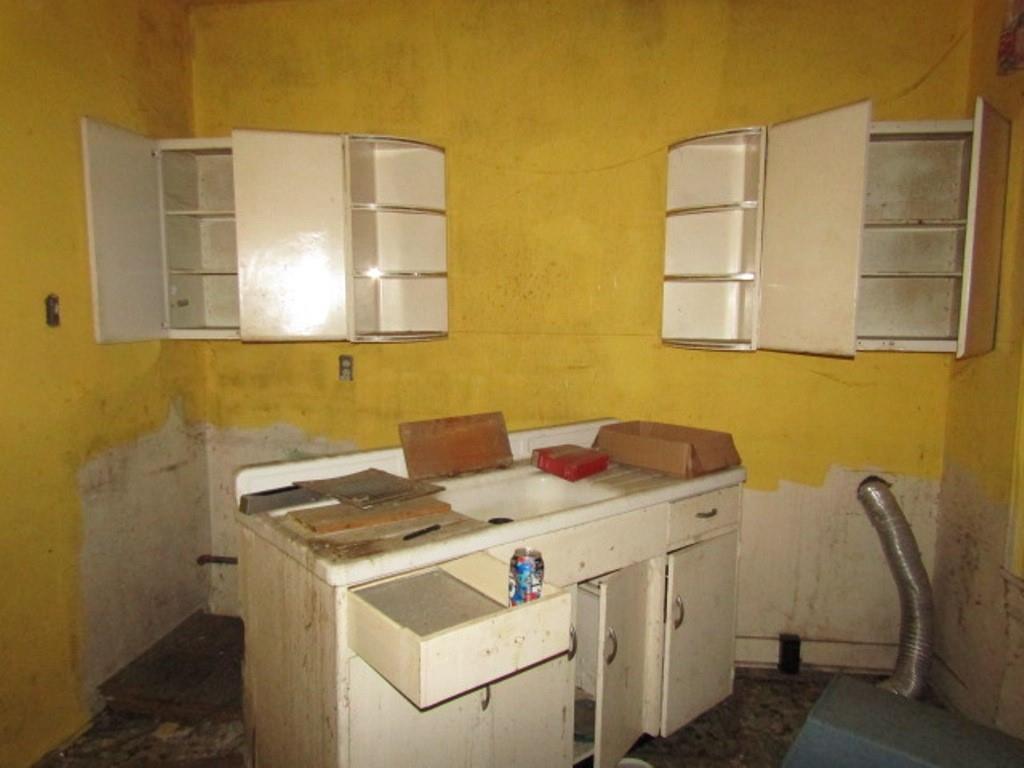500 East 2nd Avenue Tarentum, PA 15084 - Photo 20 of 30 a utility room with dryer and washer