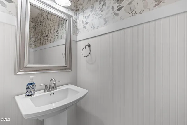 $750,000 | 621 Ancient Oaks Drive, Holly Springs, NC 27540