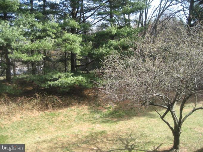 1404 Northgate Square, Unit 4/12B Reston, VA 20190 - Photo 2 of 8 Exterior #2