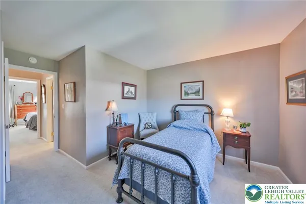 $319,900 | 2885 Greenleaf Court, Bethlehem, PA 18017