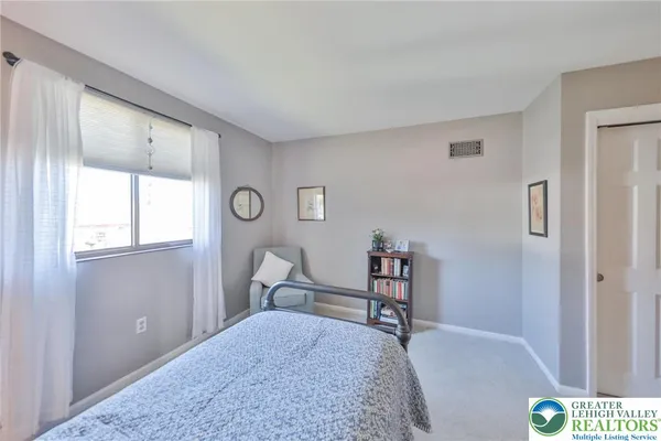 $319,900 | 2885 Greenleaf Court, Bethlehem, PA 18017
