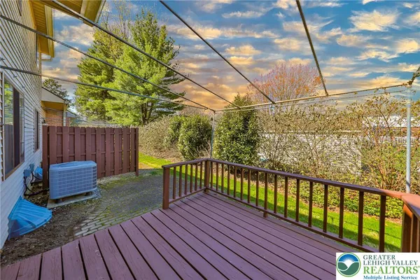 $319,900 | 2885 Greenleaf Court, Bethlehem, PA 18017