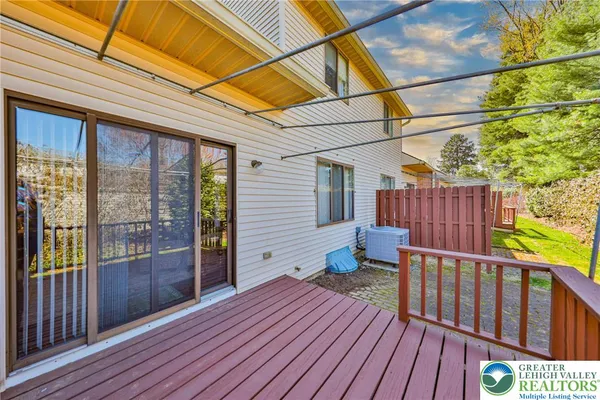 $319,900 | 2885 Greenleaf Court, Bethlehem, PA 18017