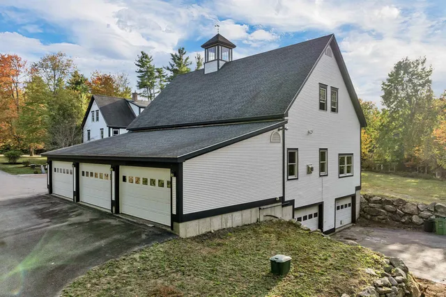 $1,199,000 | 7 Morgan Drive, Bow, NH 03304
