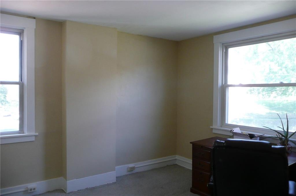 319 Elm Road Ambridge, PA 15003 - Photo 13 of 24 Gallery Image 13