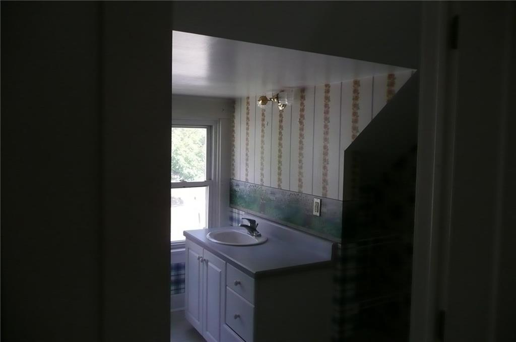 319 Elm Road Ambridge, PA 15003 - Photo 19 of 24 Gallery Image 19
