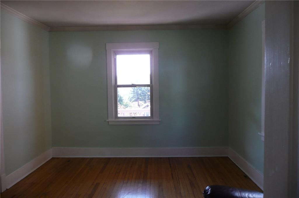 319 Elm Road Ambridge, PA 15003 - Photo 5 of 24 Gallery Image 5