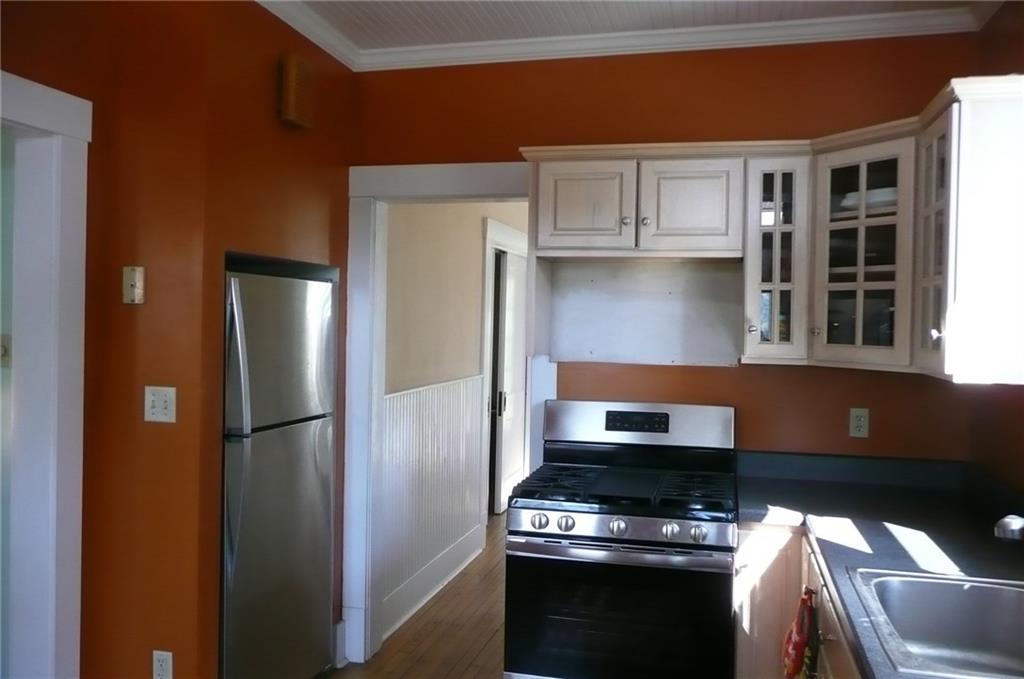 319 Elm Road Ambridge, PA 15003 - Photo 7 of 24 Gallery Image 7