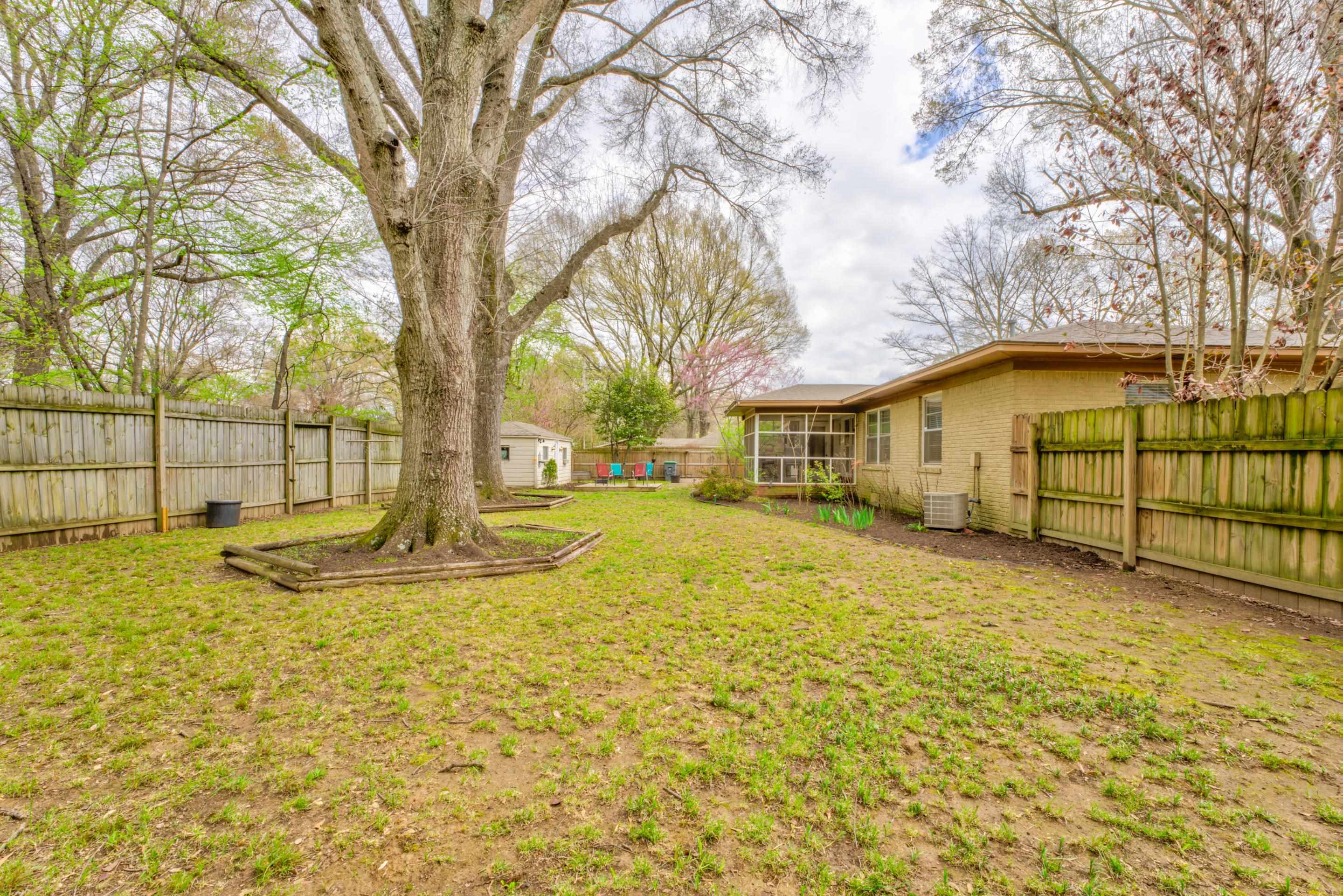 4682 Kaye Road Memphis, TN 38117 - Photo 13 of 17 a view of a swimming pool with a patio