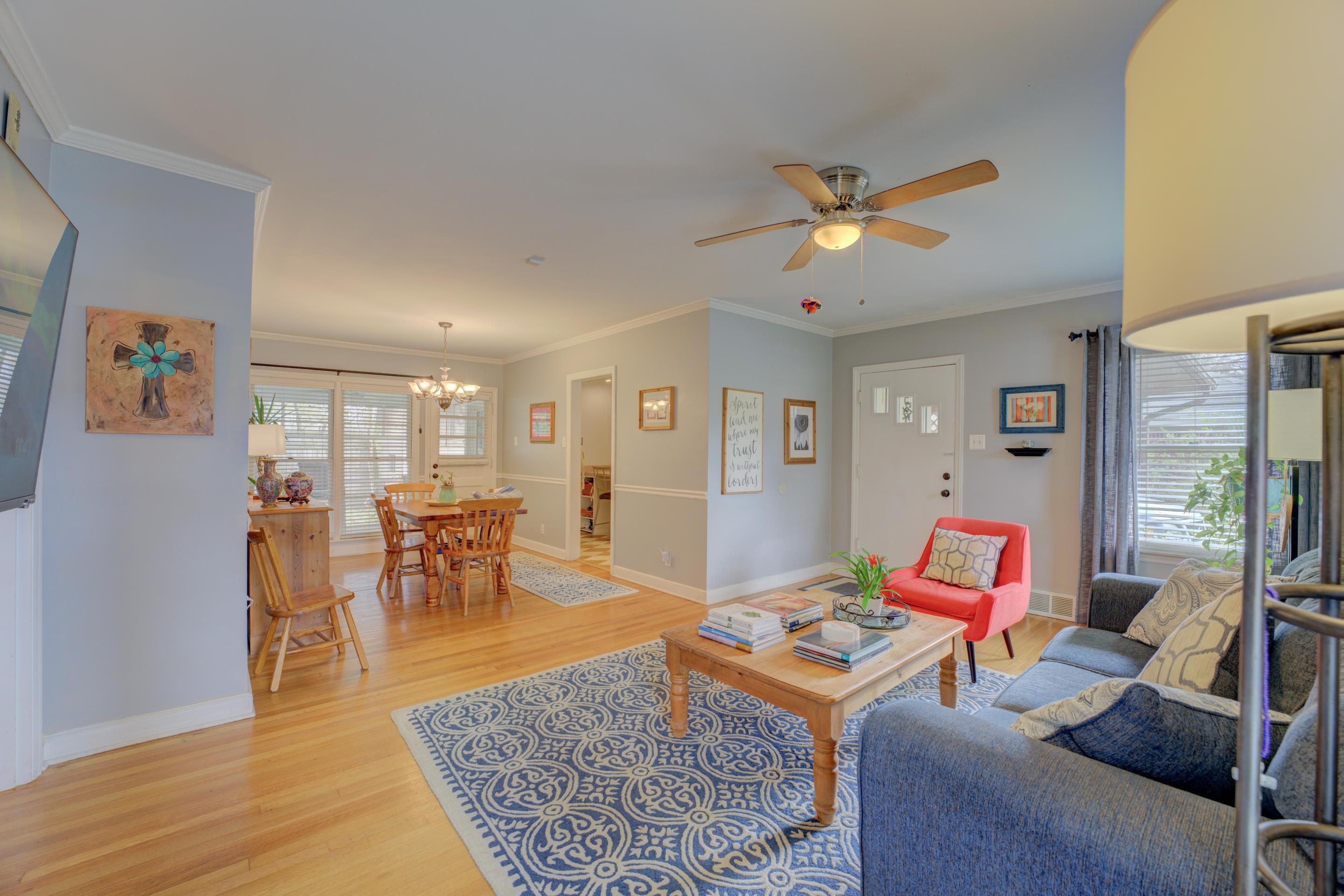 4682 Kaye Road Memphis, TN 38117 - Photo 3 of 17 a living room with furniture a rug and a table