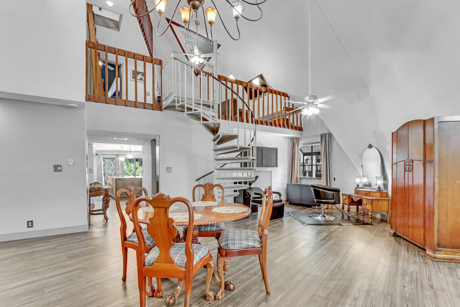 10530 Sandy Run Road Jupiter, FL 33478 - Photo 11 of 64 Living Area