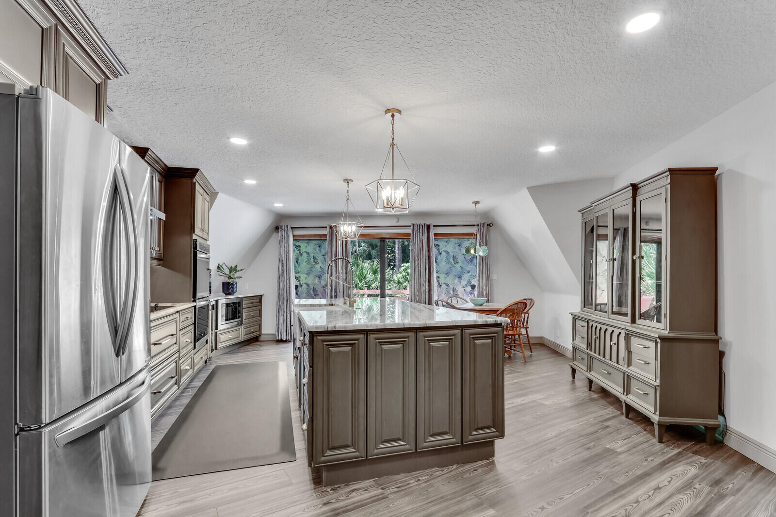 10530 Sandy Run Road Jupiter, FL 33478 - Photo 19 of 64 Kitchen