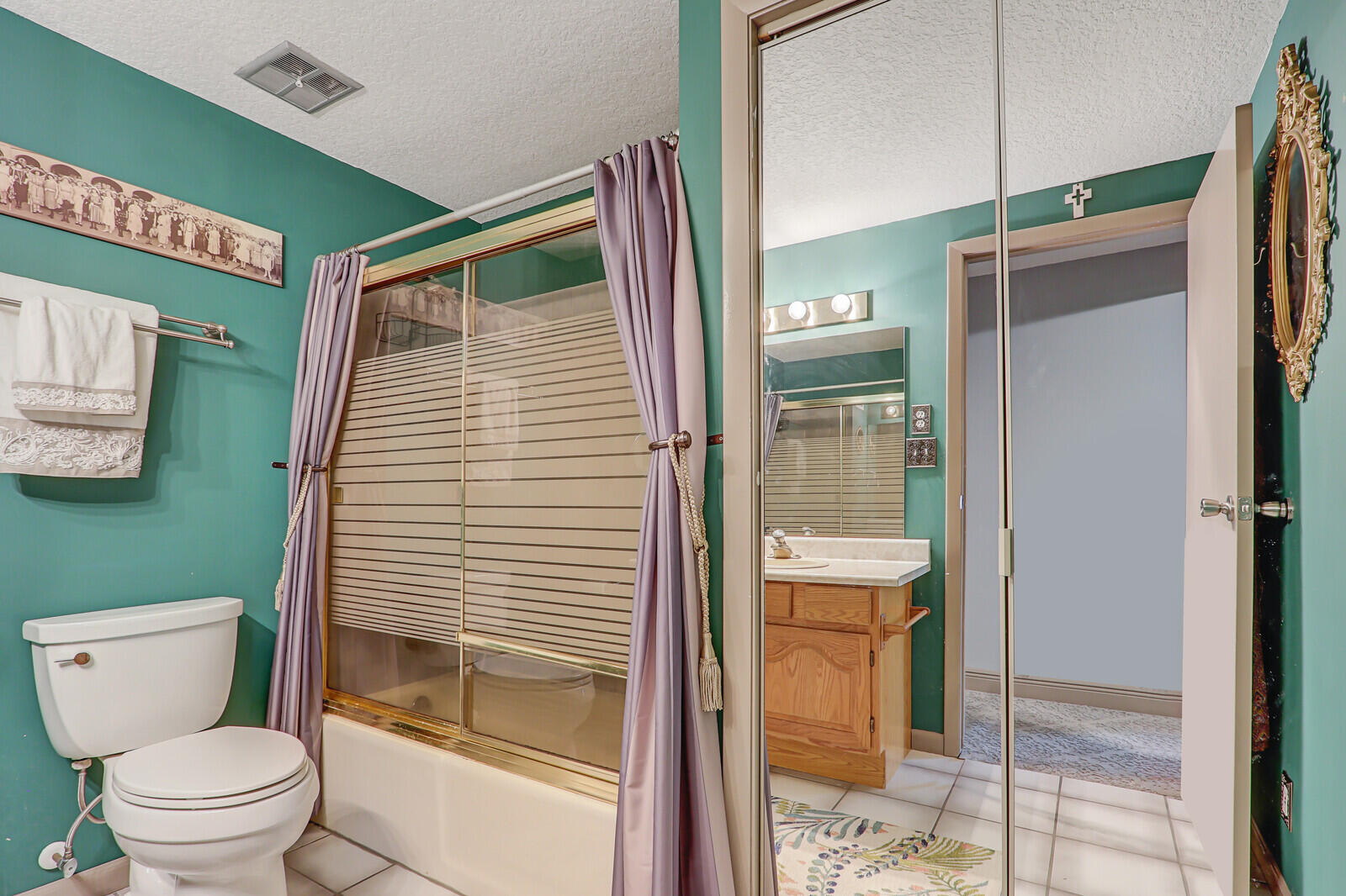 10530 Sandy Run Road Jupiter, FL 33478 - Photo 42 of 64 Bathroom 2