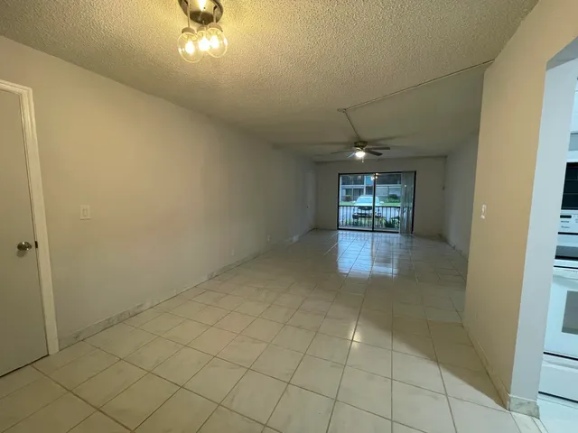$2,000 | 9960 Pineapple Tree Drive, Unit 108, Boynton Beach, FL 33436