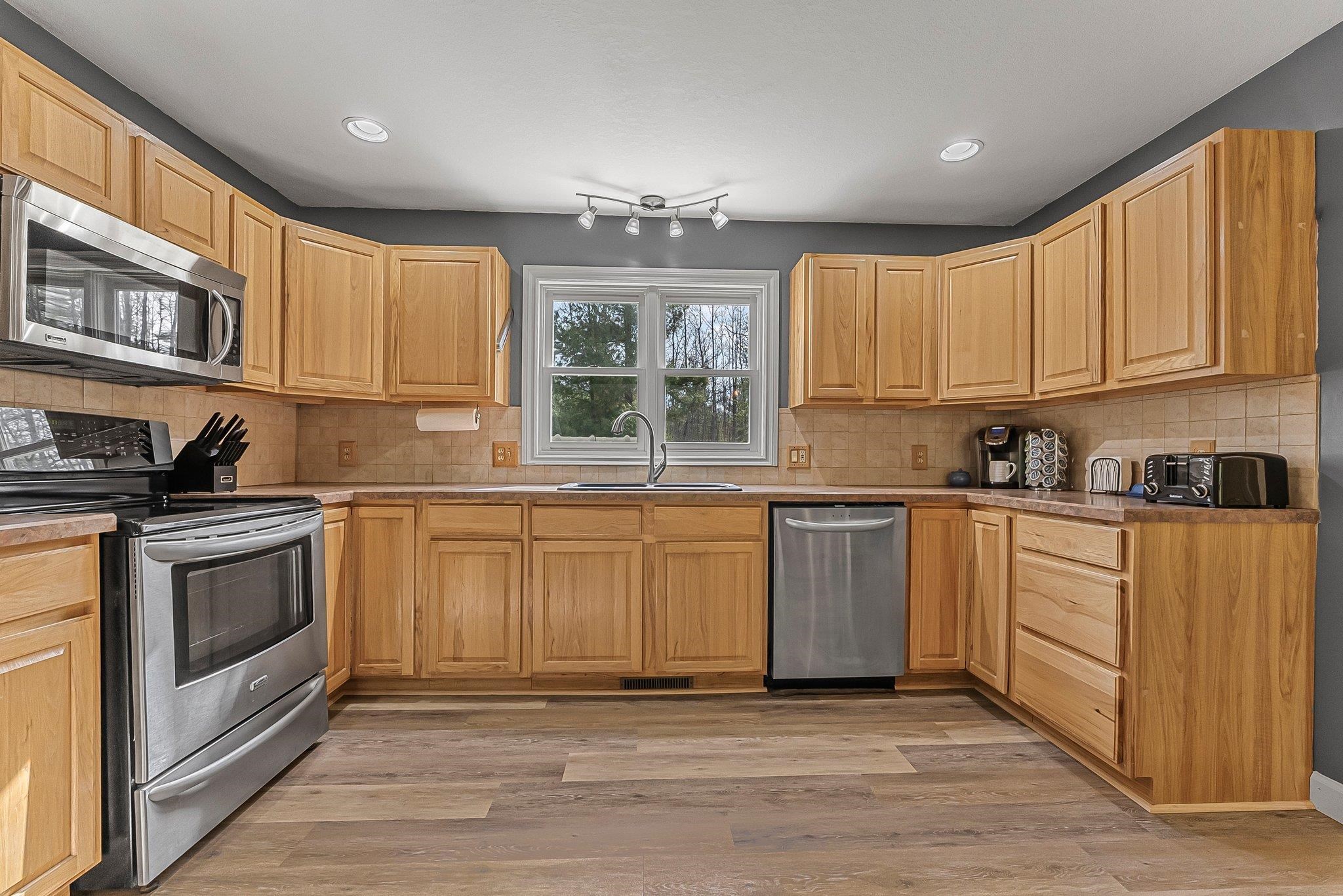 3637 Perla Road Kingsley, MI 49649 - Photo 11 of 49 1933090-08ee2e12-3e39-42dd-87e0-d7854f37ca80.JPG