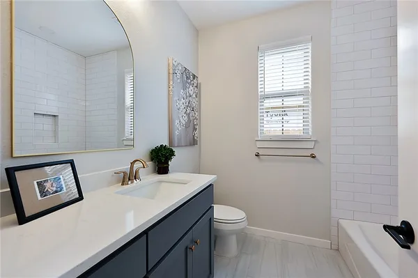 $399,900 | 2805 CAPTAIN Court, Bryan, TX 77808