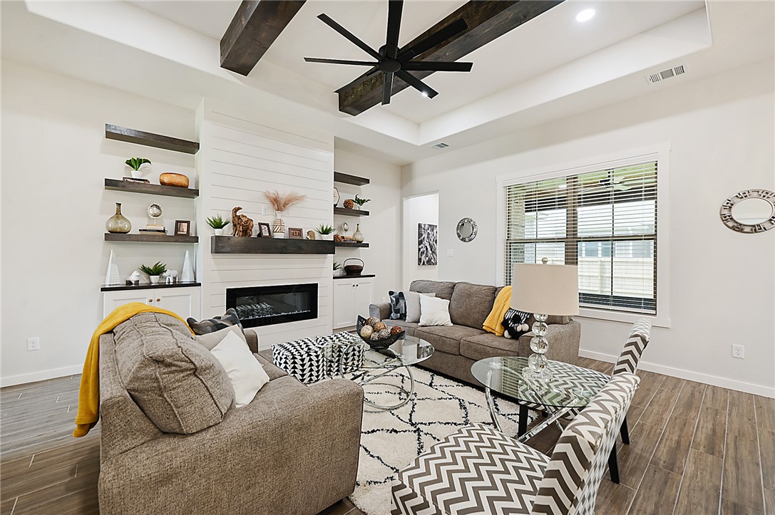 2805 CAPTAIN Court Bryan, TX 77808 - Photo 3 of 23