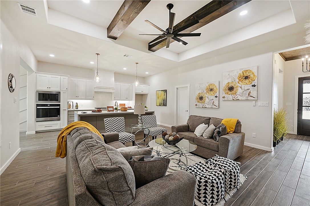 2805 CAPTAIN Court Bryan, TX 77808 - Photo 4 of 23