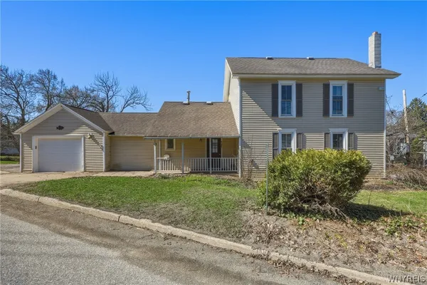 $220,000 | 66 Canada Street, Holland, NY 14080