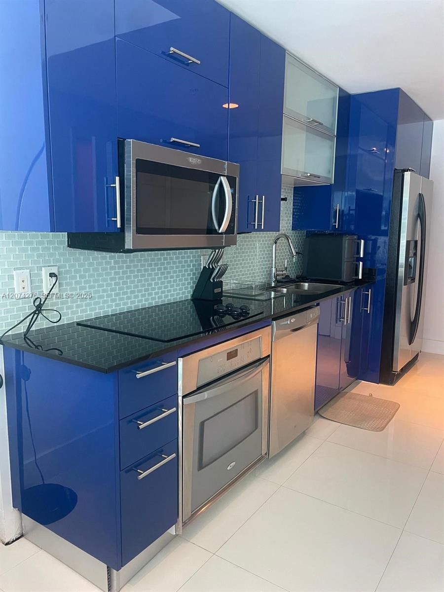 60 Southwest 13th Street, Unit 2610 Miami, FL 33130 - Photo 3 of 18 Gallery Image 3