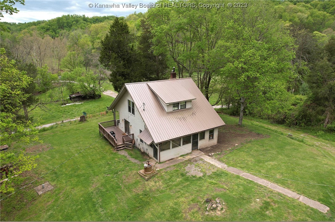 1508 Lime Kiln Road Red House, WV 25168 - Photo 4 of 37 Gallery Image 4