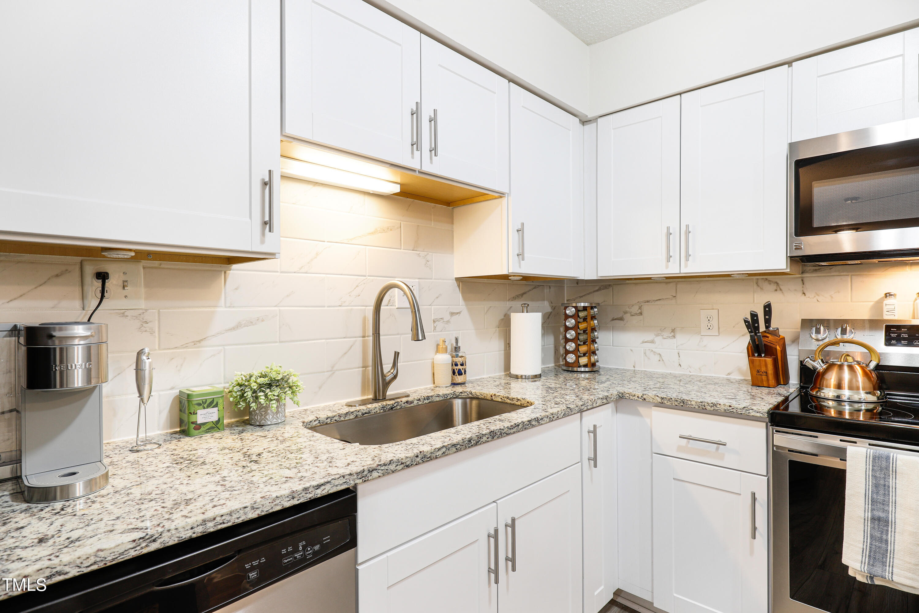 651 Pine Ridge Place, Unit 651 Raleigh, NC 27609 - Photo 9 of 27 _MG_8247 copy