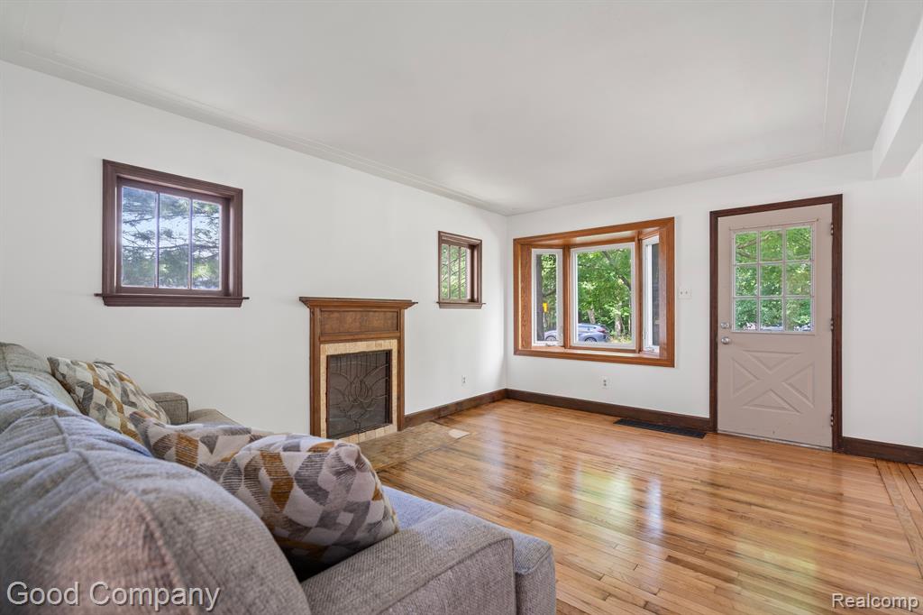 3416 Cone Avenue Rochester Hills, MI 48309 - Photo 7 of 37