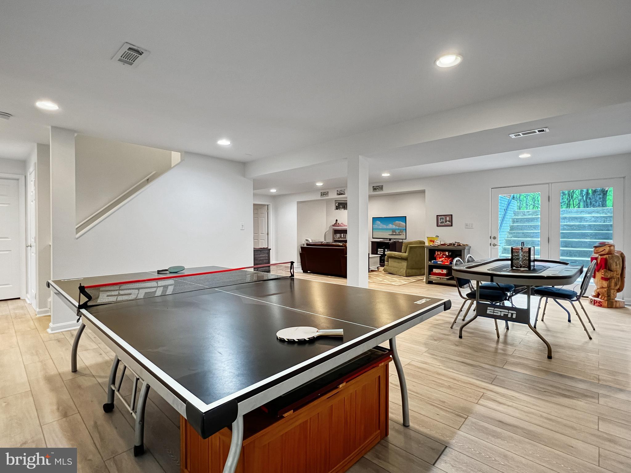 18210 Wickham Road Olney, MD 20832 - Photo 41 of 74 Rec room