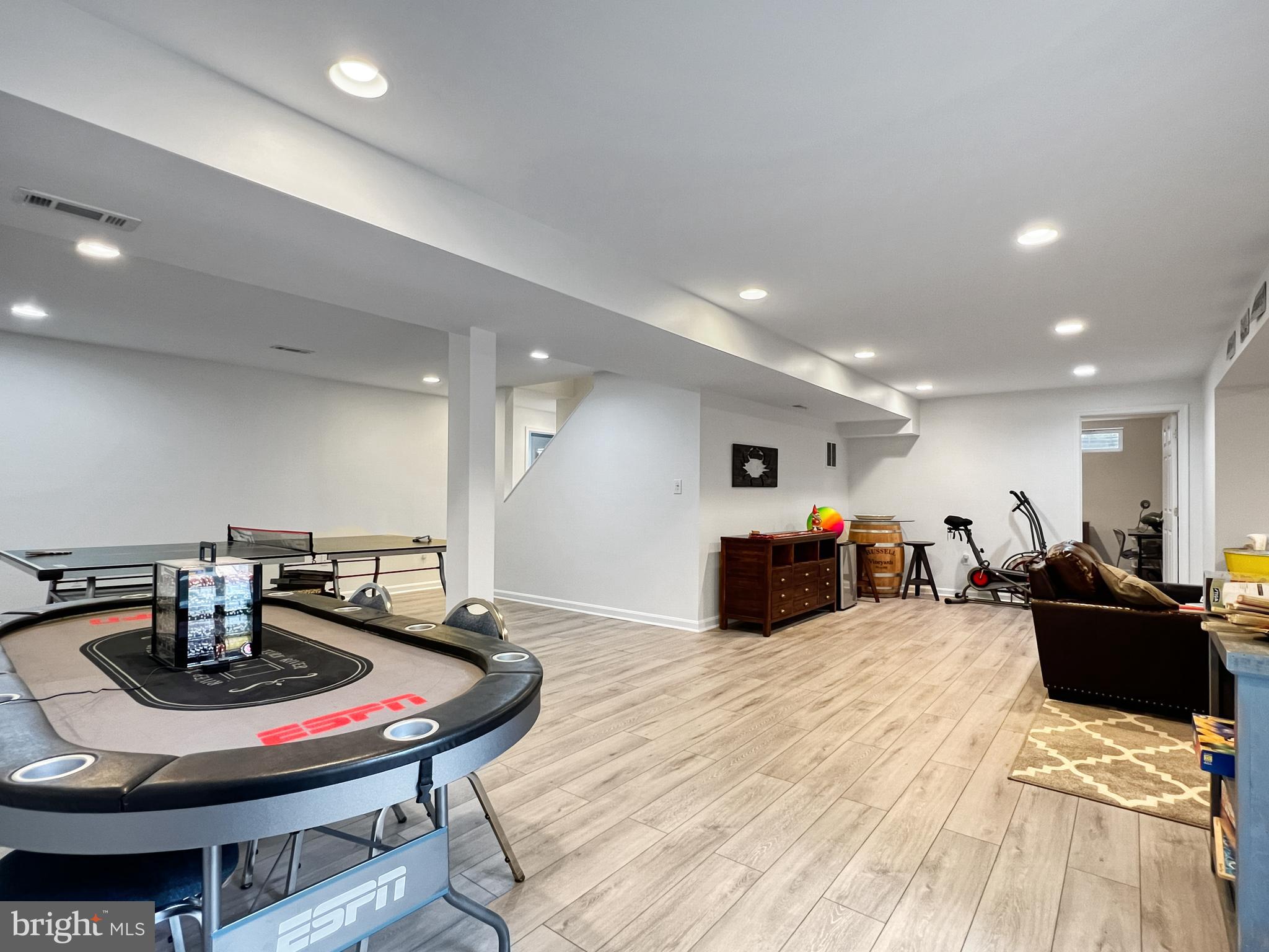 18210 Wickham Road Olney, MD 20832 - Photo 43 of 74 Rec room