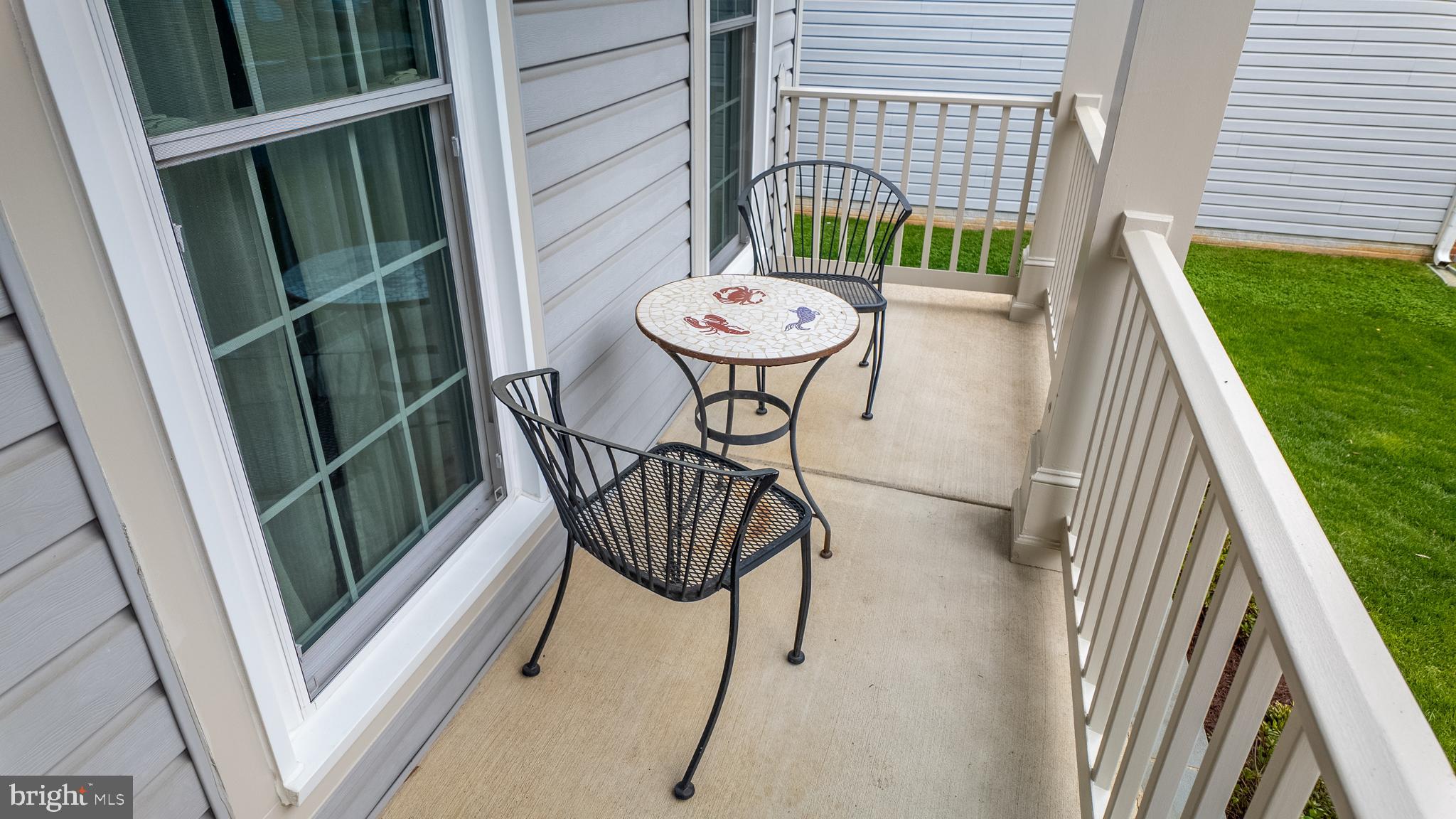 18210 Wickham Road Olney, MD 20832 - Photo 54 of 74 Bedroom level front porch