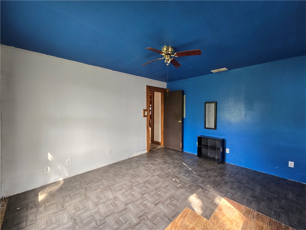 305 East Laredo Street Freer, TX 78357 - Photo 15 of 19 a view of a livingroom with a fireplace