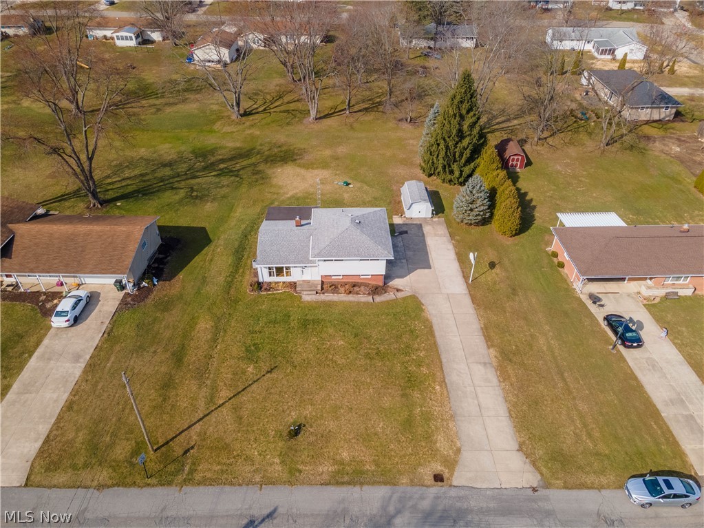 7031 Rolling Ridge Road Northeast North Canton, OH 44721 - Photo 4 of 35 Gallery Image 4