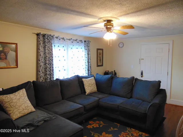 $149,900 | 104 East Edgecombe Street, Macclesfield, NC 27852