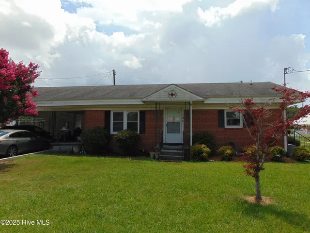 $149,900 | 104 East Edgecombe Street, Macclesfield, NC 27852