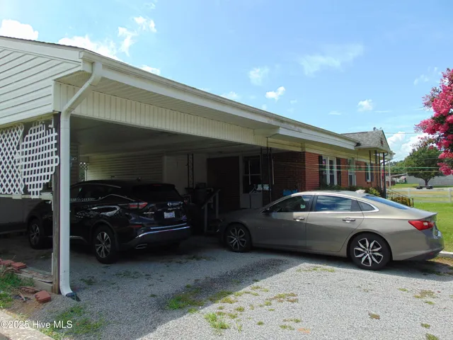 $149,900 | 104 East Edgecombe Street, Macclesfield, NC 27852