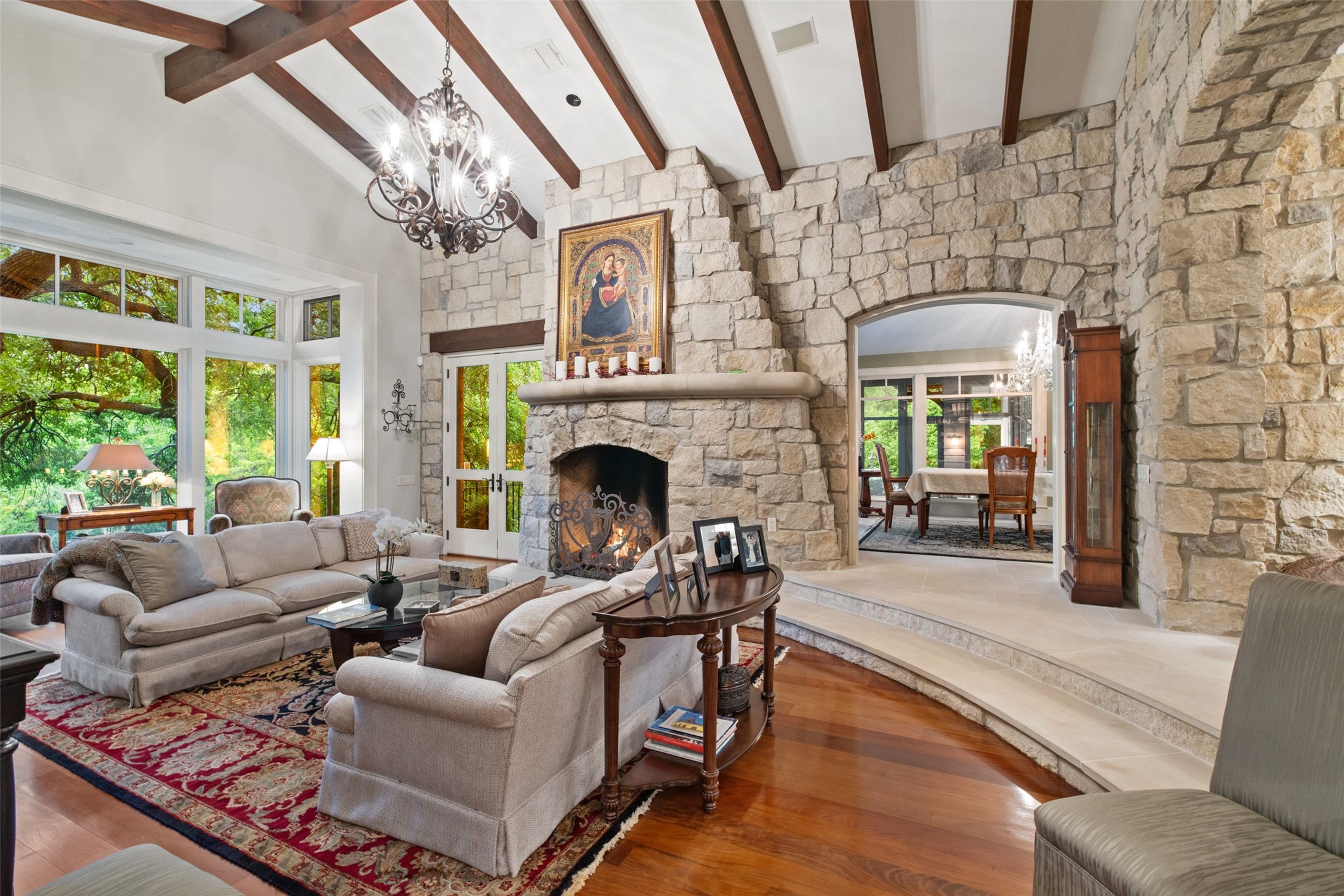 4625 Rockcliff Road Austin, TX 78746 - Photo 6 of 34 Gallery Image 6