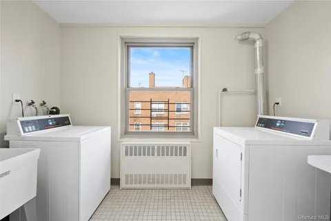 $180,000 | 56 Doyer Avenue, Unit 6E, White Plains, NY 10605