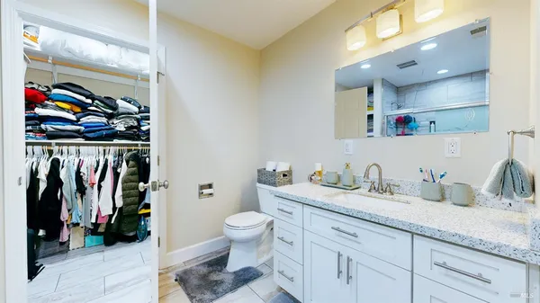 $1,099,000 | 380 Irwin Lane, Santa Rosa, CA 95401