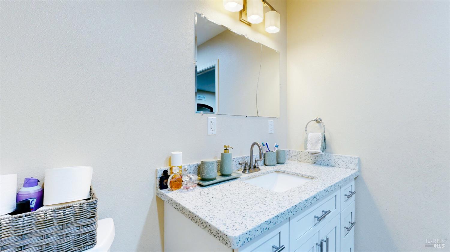 380 Irwin Lane Santa Rosa, CA 95401 - Photo 42 of 99