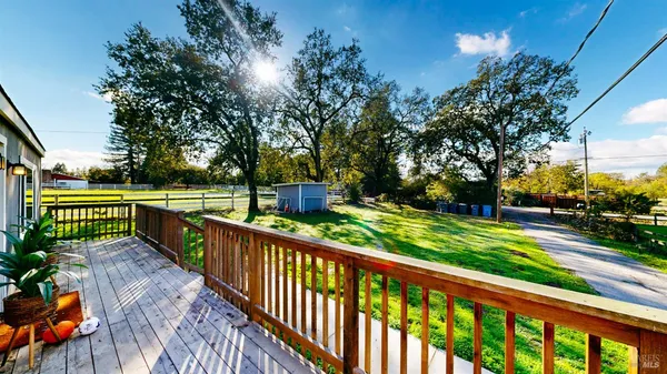 $1,099,000 | 380 Irwin Lane, Santa Rosa, CA 95401