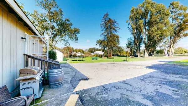 $1,099,000 | 380 Irwin Lane, Santa Rosa, CA 95401
