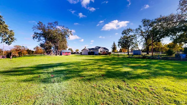 $1,099,000 | 380 Irwin Lane, Santa Rosa, CA 95401