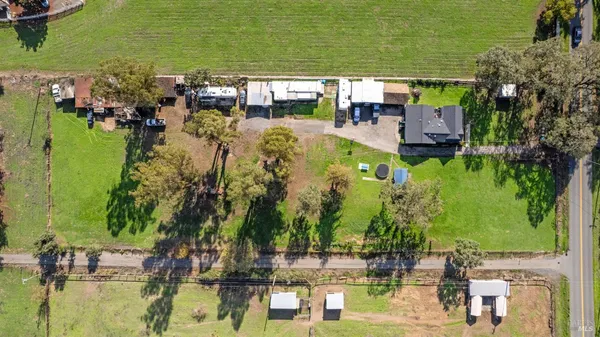 $1,099,000 | 380 Irwin Lane, Santa Rosa, CA 95401