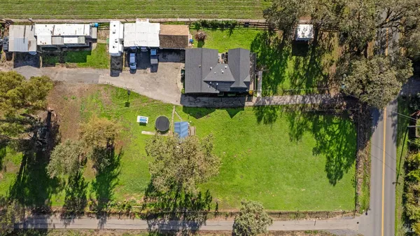 $1,099,000 | 380 Irwin Lane, Santa Rosa, CA 95401