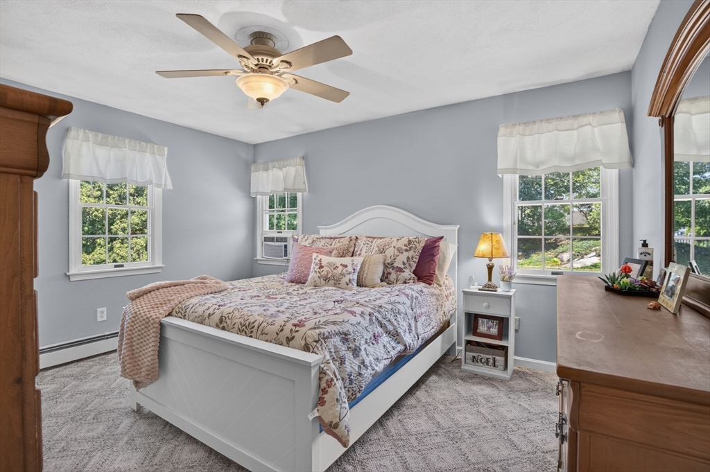 65 Phaeton Rock Road Lynn, MA 01904 - Photo 16 of 38