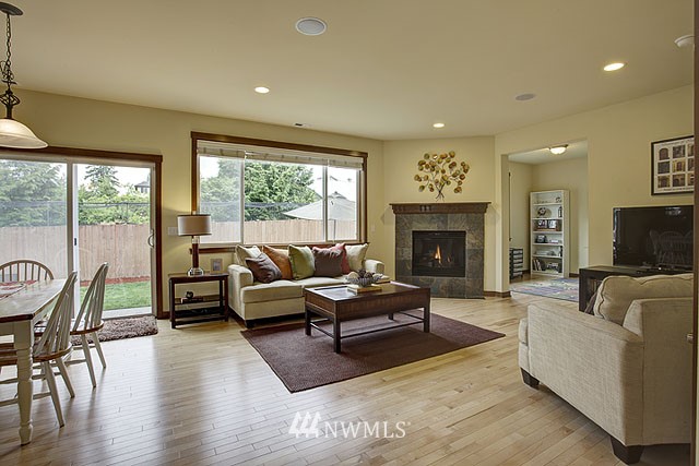 3917 216th Place Southeast Bothell, WA 98021 - Photo 3 of 12