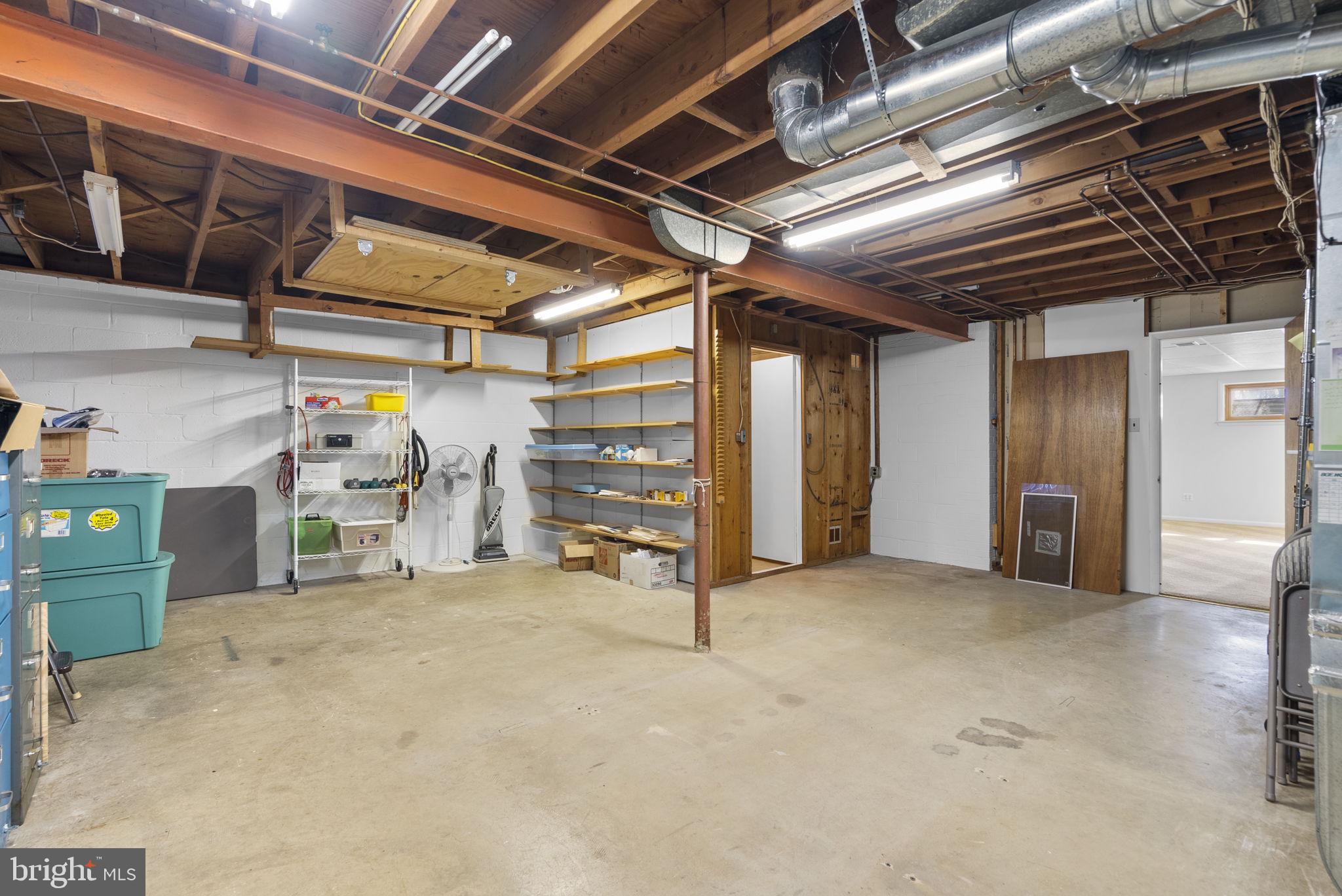 3905 Harrison Road Beltsville, MD 20705 - Photo 29 of 36