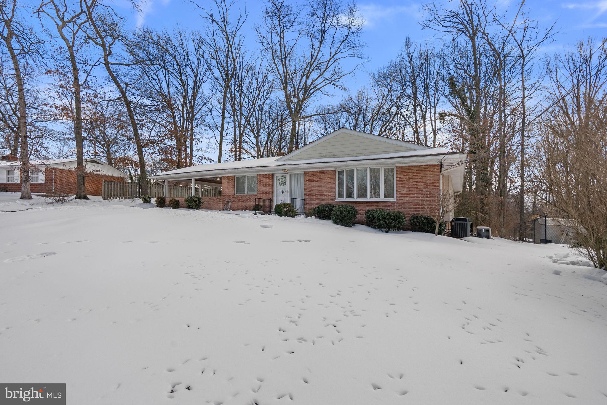 3905 Harrison Road Beltsville, MD 20705 - Photo 3 of 36